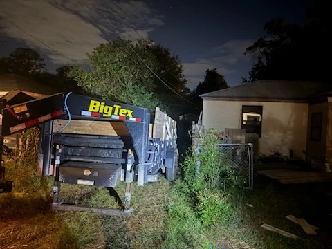 Curbside pickup — Pensacola